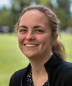 headshot of Maren