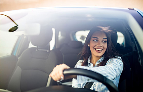 Woman-driving-a-car_web