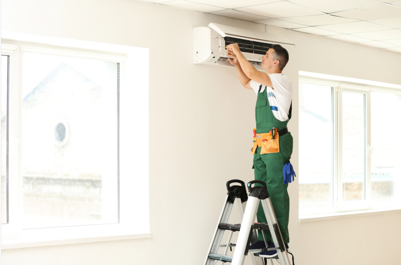 contractor fixing ac