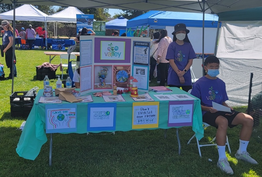 Public tabling event